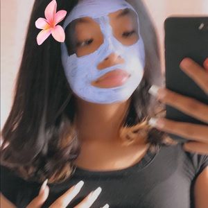 Meet your Posher, Marissa